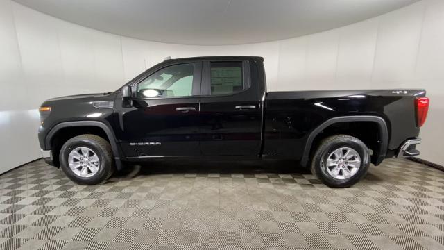 2024 GMC Sierra 1500 Vehicle Photo in ALLIANCE, OH 44601-4622