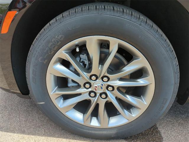 2024 Buick Enclave Vehicle Photo in GOODYEAR, AZ 85338-1310