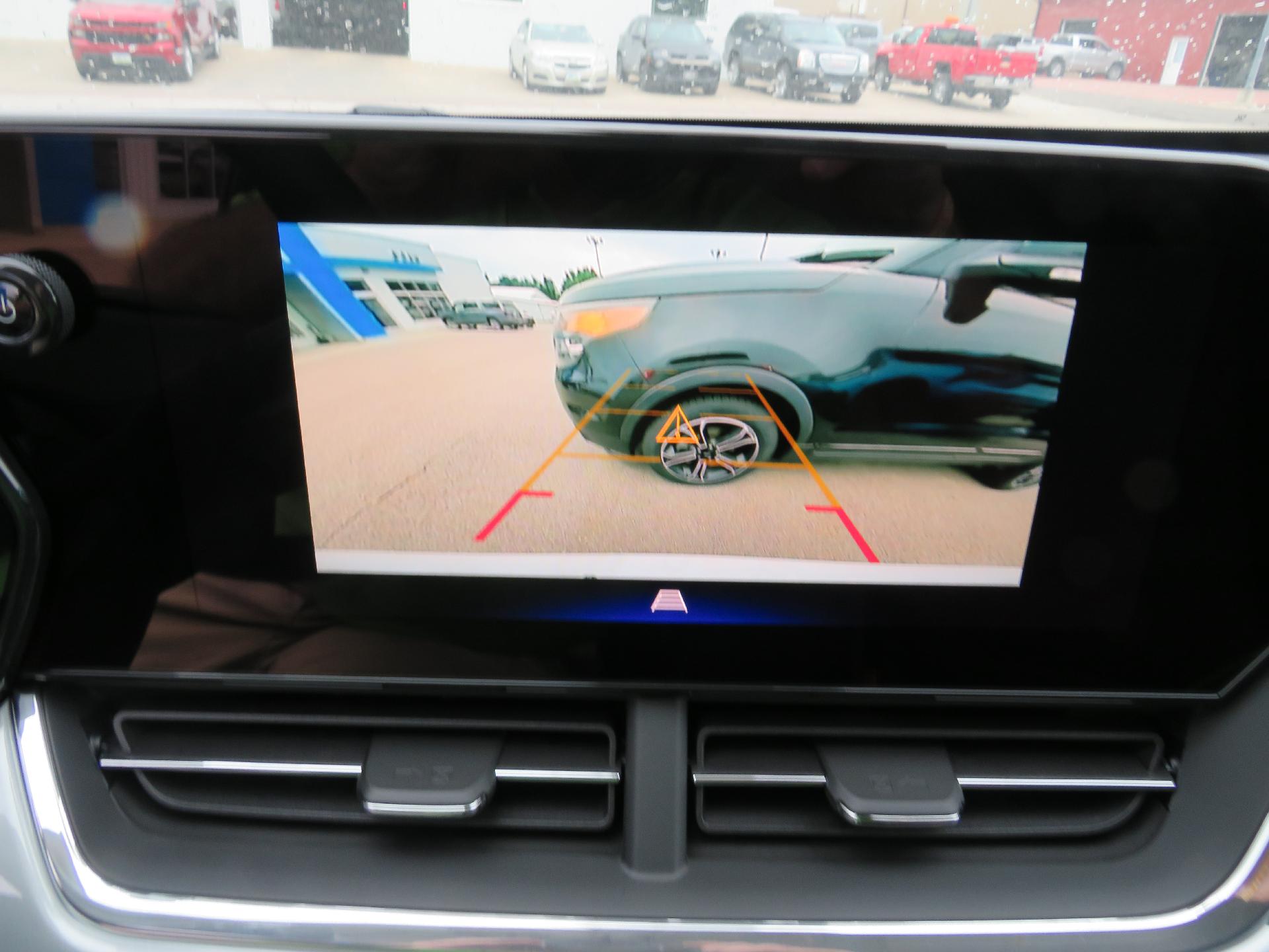 2025 Chevrolet Trax Vehicle Photo in MAPLETON, IA 51034-1072