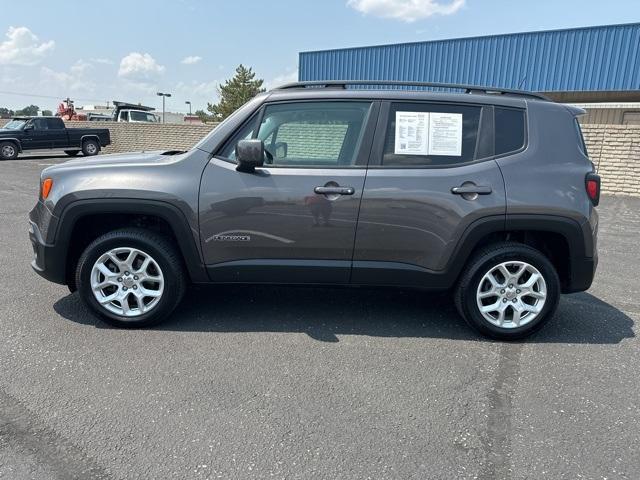 Used 2017 Jeep Renegade Latitude with VIN ZACCJBBB3HPF33700 for sale in Wichita, KS