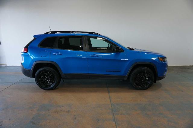 2023 Jeep Cherokee Vehicle Photo in ANCHORAGE, AK 99515-2026