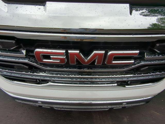 2024 GMC Sierra 1500 Vehicle Photo in ALBERTVILLE, AL 35950-0246