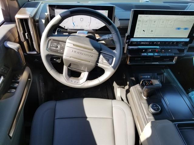 2024 GMC HUMMER EV SUV Vehicle Photo in ELYRIA, OH 44035-6349