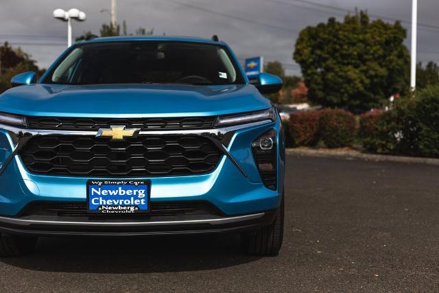 2025 Chevrolet Trax Vehicle Photo in NEWBERG, OR 97132-1927