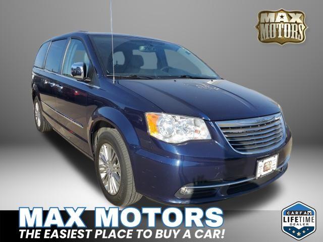 Used 2016 Chrysler Town & Country Touring-L with VIN 2C4RC1CG2GR191482 for sale in Kansas City