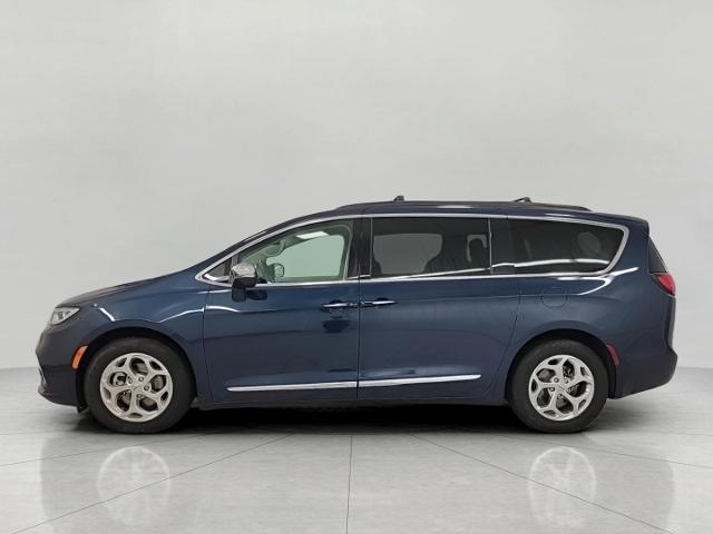 2022 Chrysler Pacifica Vehicle Photo in Green Bay, WI 54304