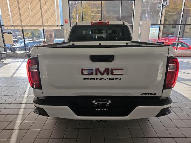 2024 GMC Canyon Vehicle Photo in GLENSHAW, PA 15116-1739