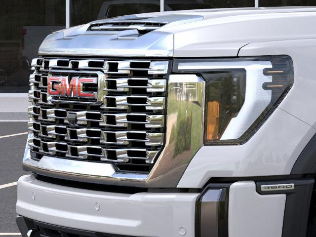 2025 GMC Sierra 3500 HD Vehicle Photo in EMPORIA, VA 23847-1235