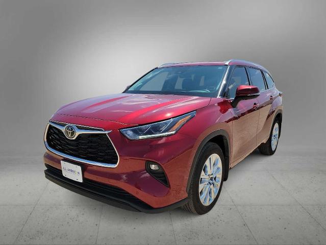 2023 Toyota Highlander Vehicle Photo in MIDLAND, TX 79703-7718