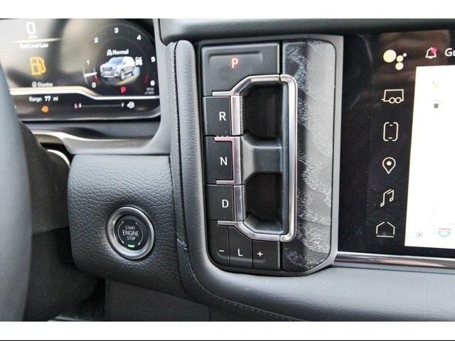 2024 GMC Yukon XL Vehicle Photo in ROSENBERG, TX 77471-5675