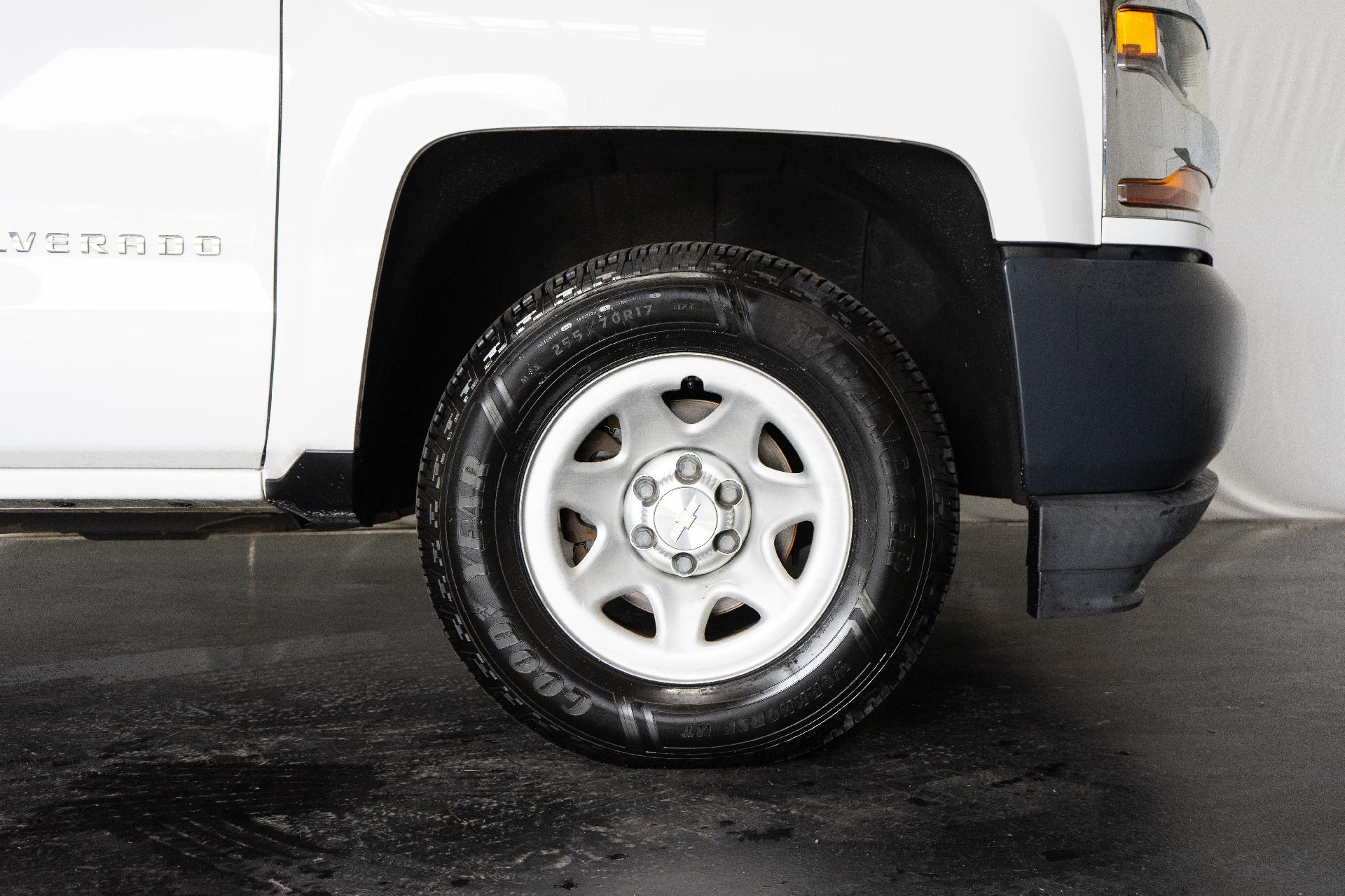 2017 Chevrolet Silverado 1500 Vehicle Photo in SMYRNA, DE 19977-2874