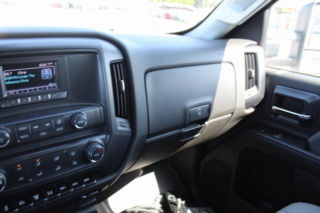 2022 Chevrolet Silverado 5500 HD Vehicle Photo in SAINT CLAIRSVILLE, OH 43950-8512