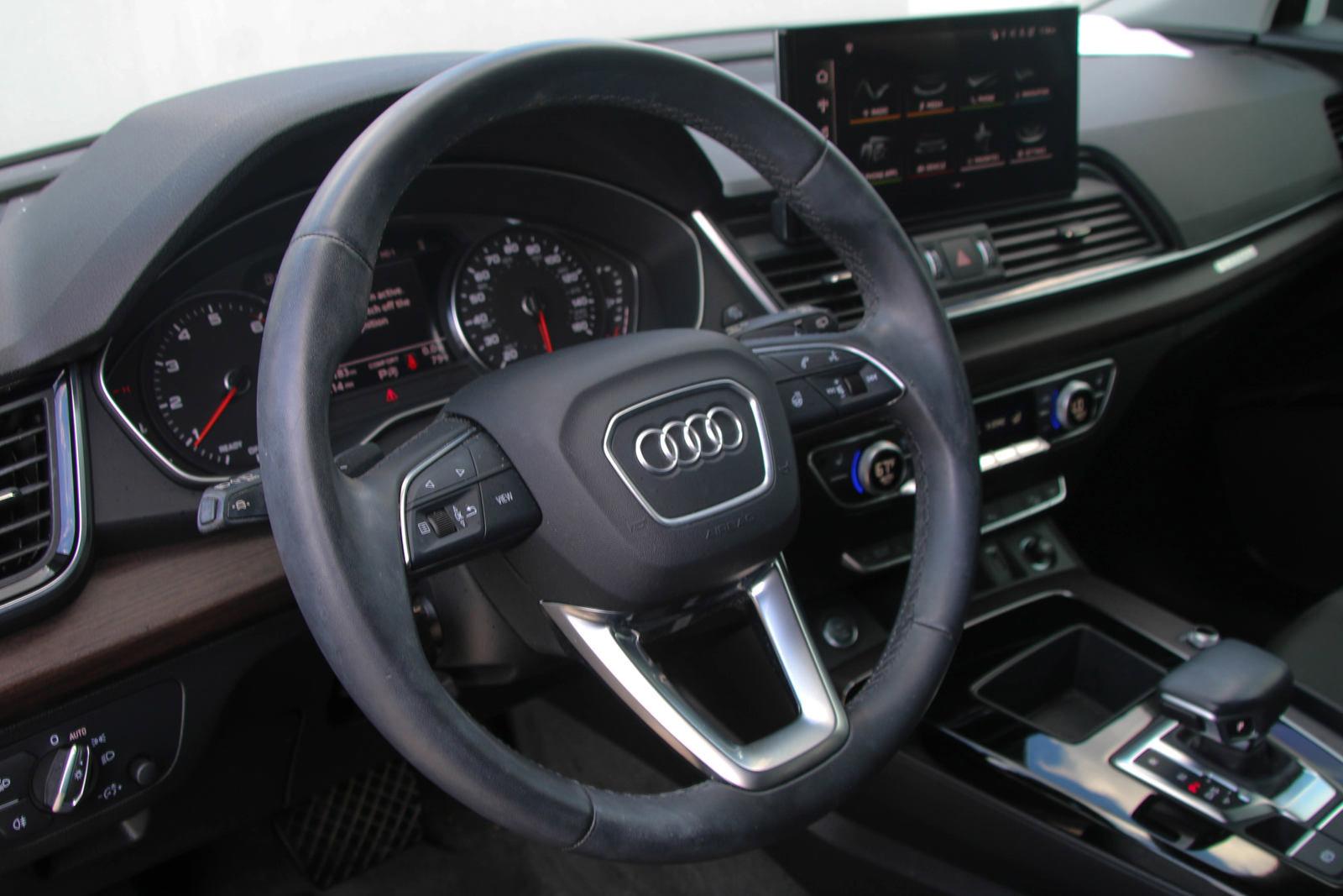 2022 Audi Q5 Vehicle Photo in SUGAR LAND, TX 77478