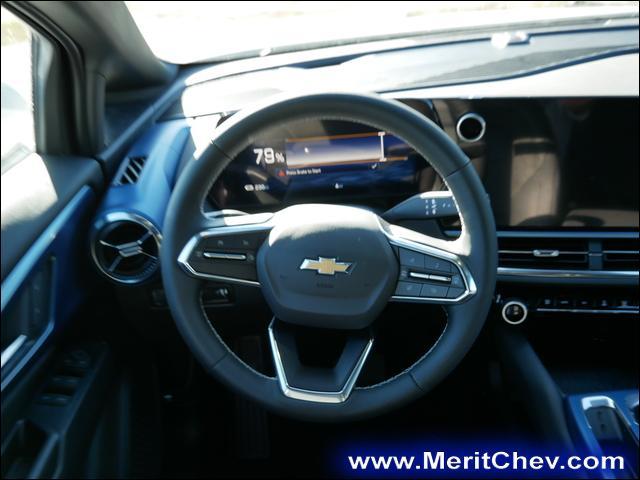 2024 Chevrolet Equinox EV Vehicle Photo in MAPLEWOOD, MN 55119-4794