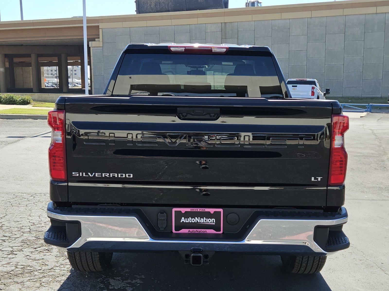 2025 Chevrolet Silverado 1500 Vehicle Photo in NORTH RICHLAND HILLS, TX 76180-7199