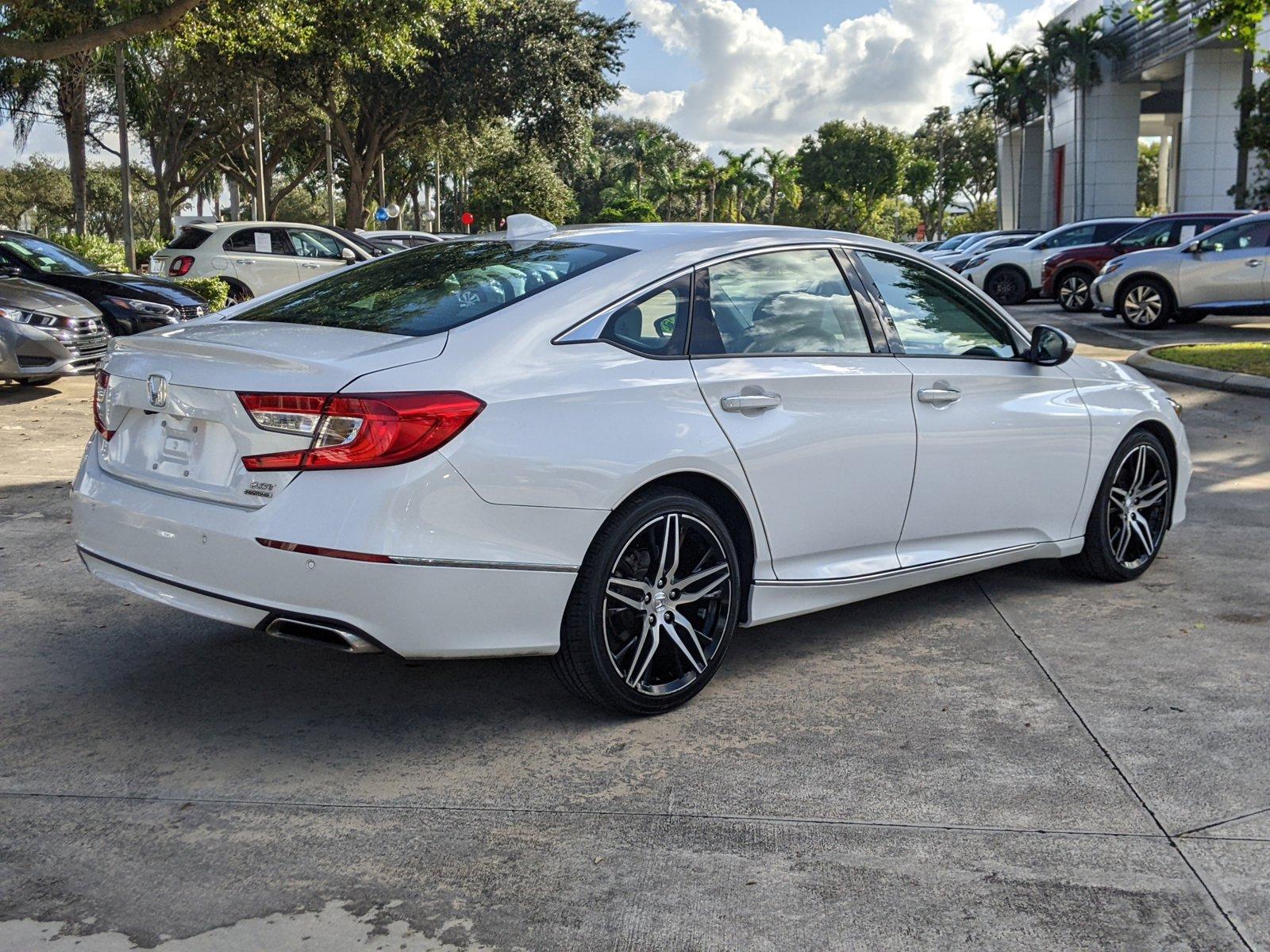 2022 Honda Accord Sedan Vehicle Photo in Pembroke Pines , FL 33084