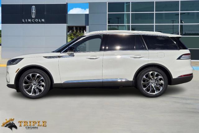 2025 Lincoln Aviator Vehicle Photo in Stephenville, TX 76401-3713