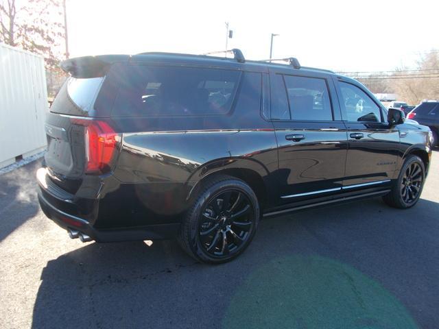 2023 GMC Yukon XL Vehicle Photo in LOWELL, MA 01852-4336