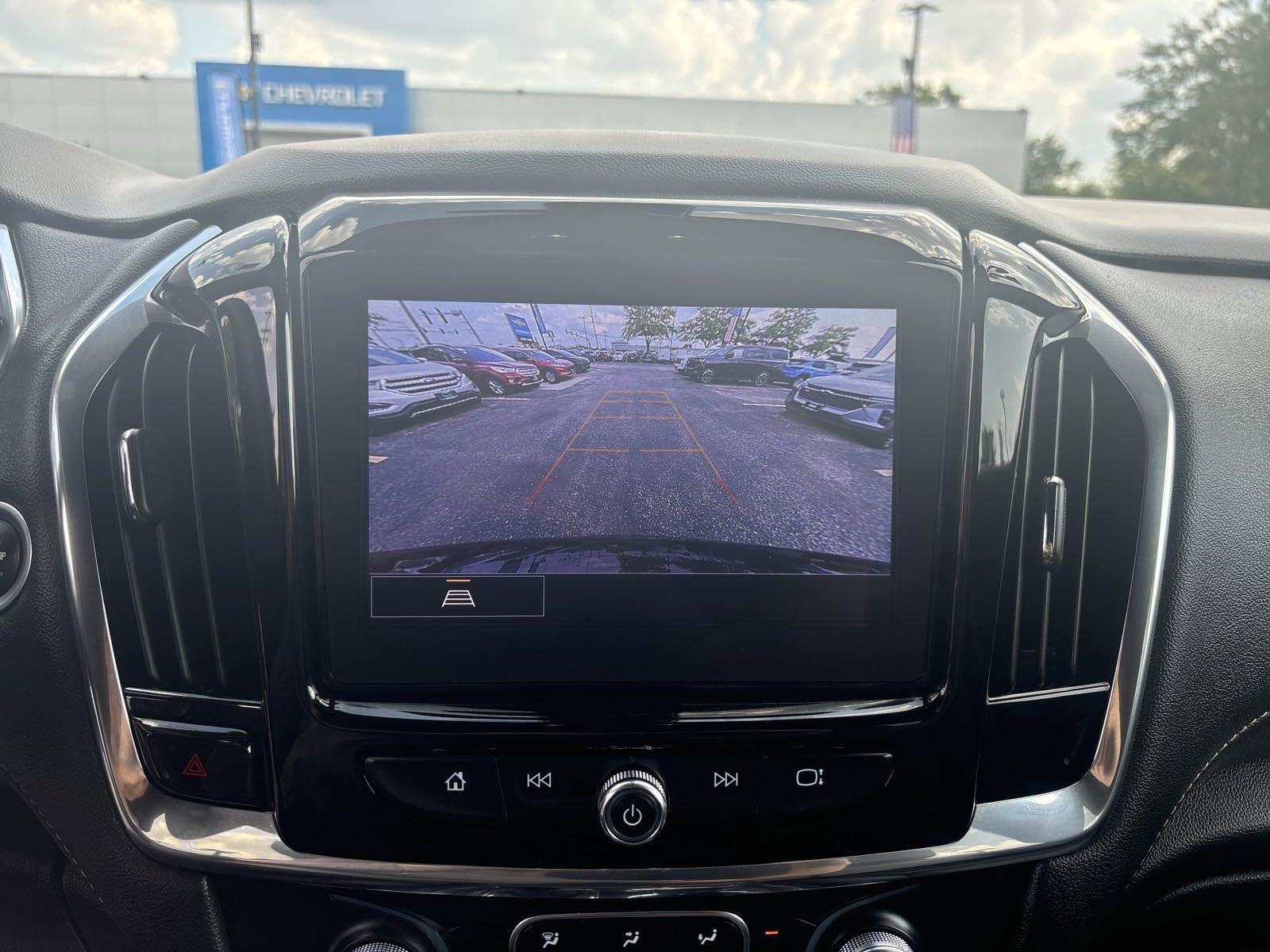 2023 Chevrolet Traverse Vehicle Photo in Plainfield, IL 60586