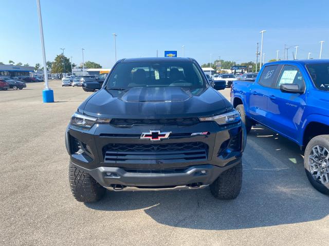 Used 2023 Chevrolet Colorado ZR2 with VIN 1GCPTFEK6P1213638 for sale in Fremont, MI