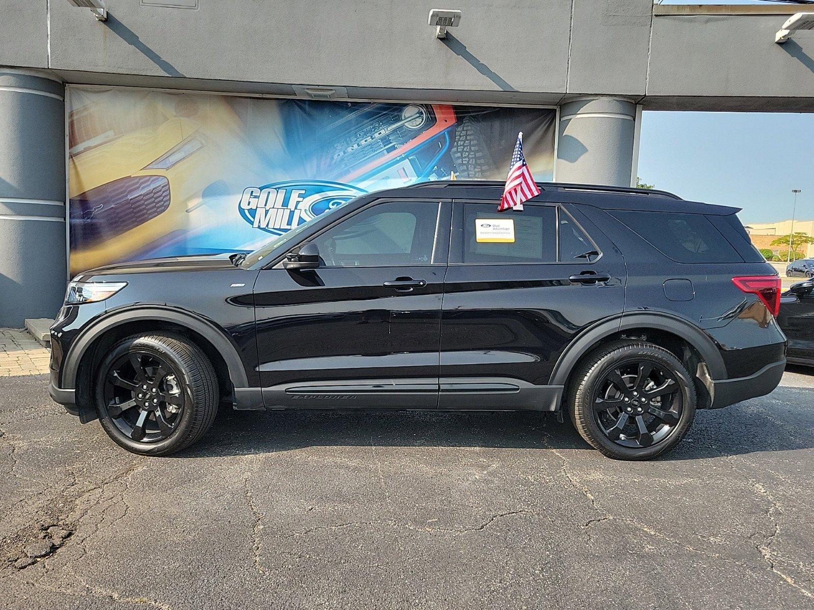 2023 Ford Explorer Vehicle Photo in Plainfield, IL 60586