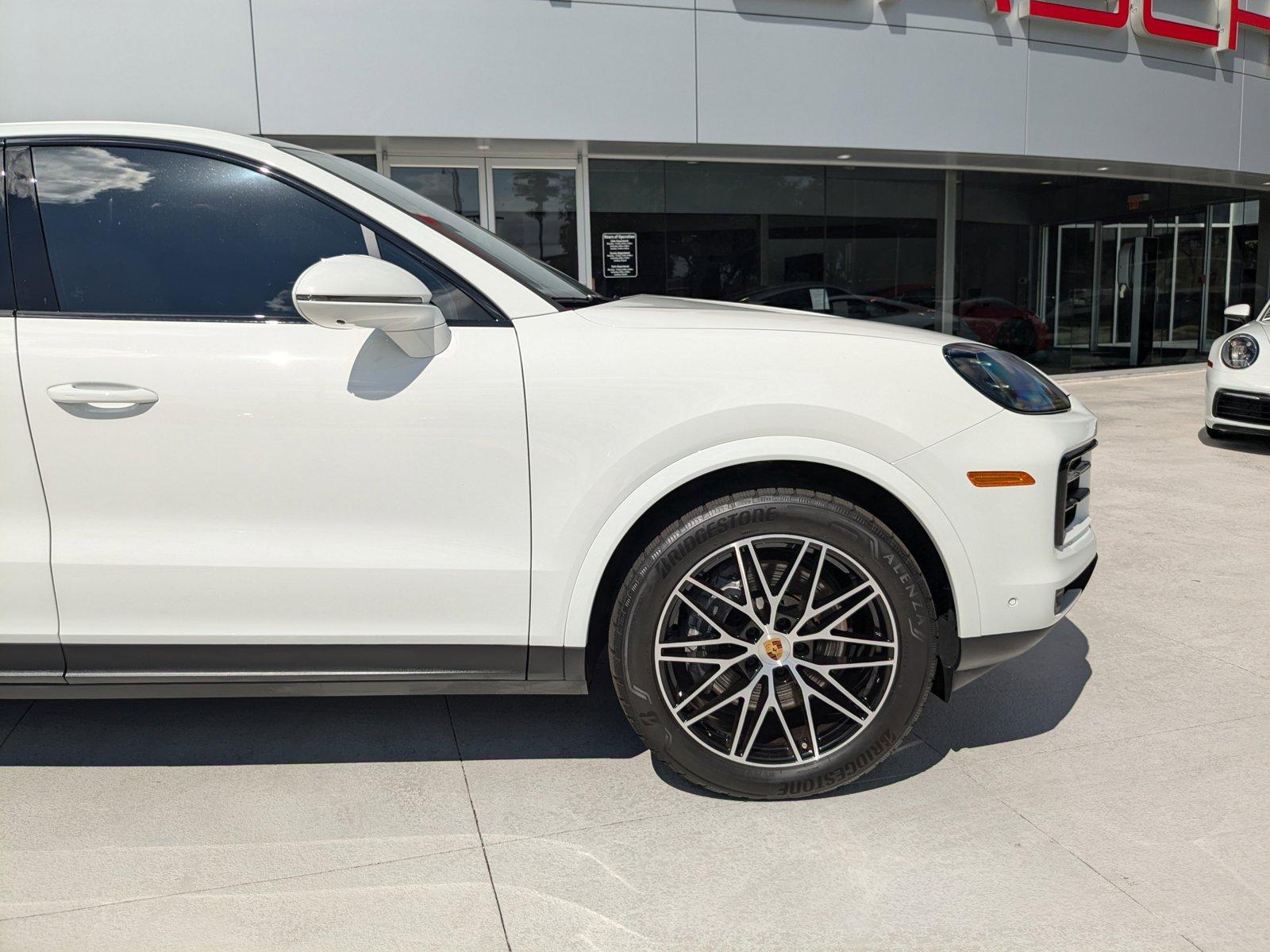 2024 Porsche Cayenne Vehicle Photo in Maitland, FL 32751