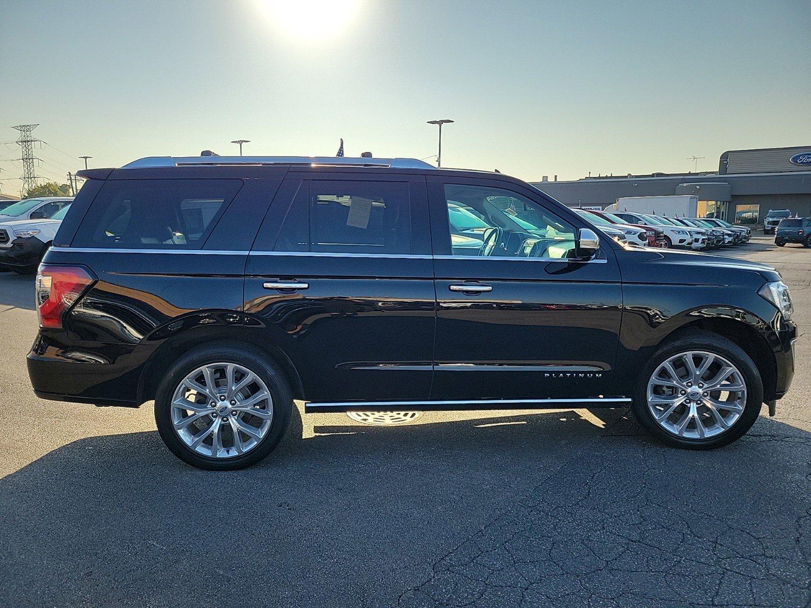 2019 Ford Expedition Vehicle Photo in Plainfield, IL 60586