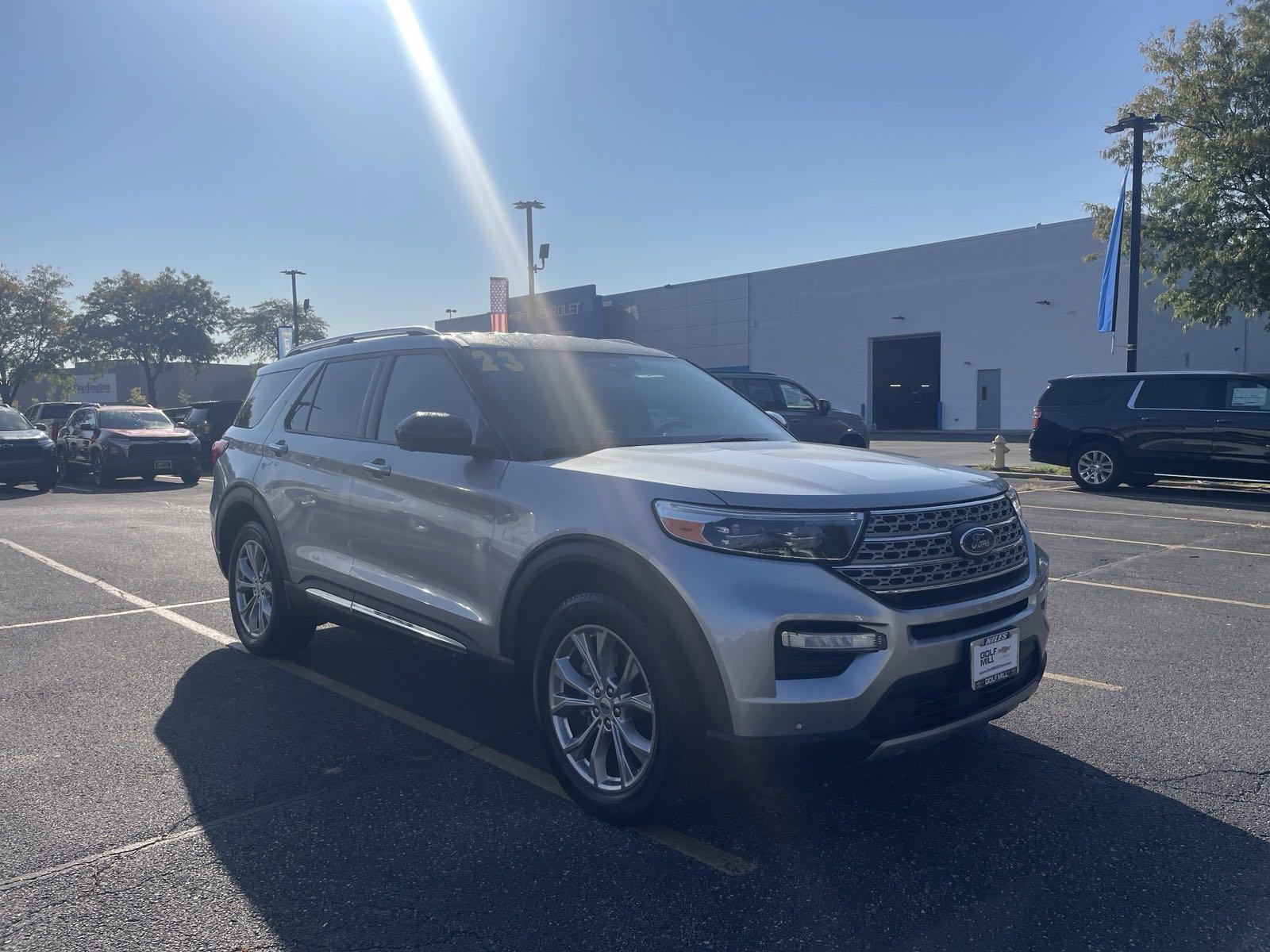 2023 Ford Explorer Vehicle Photo in Plainfield, IL 60586