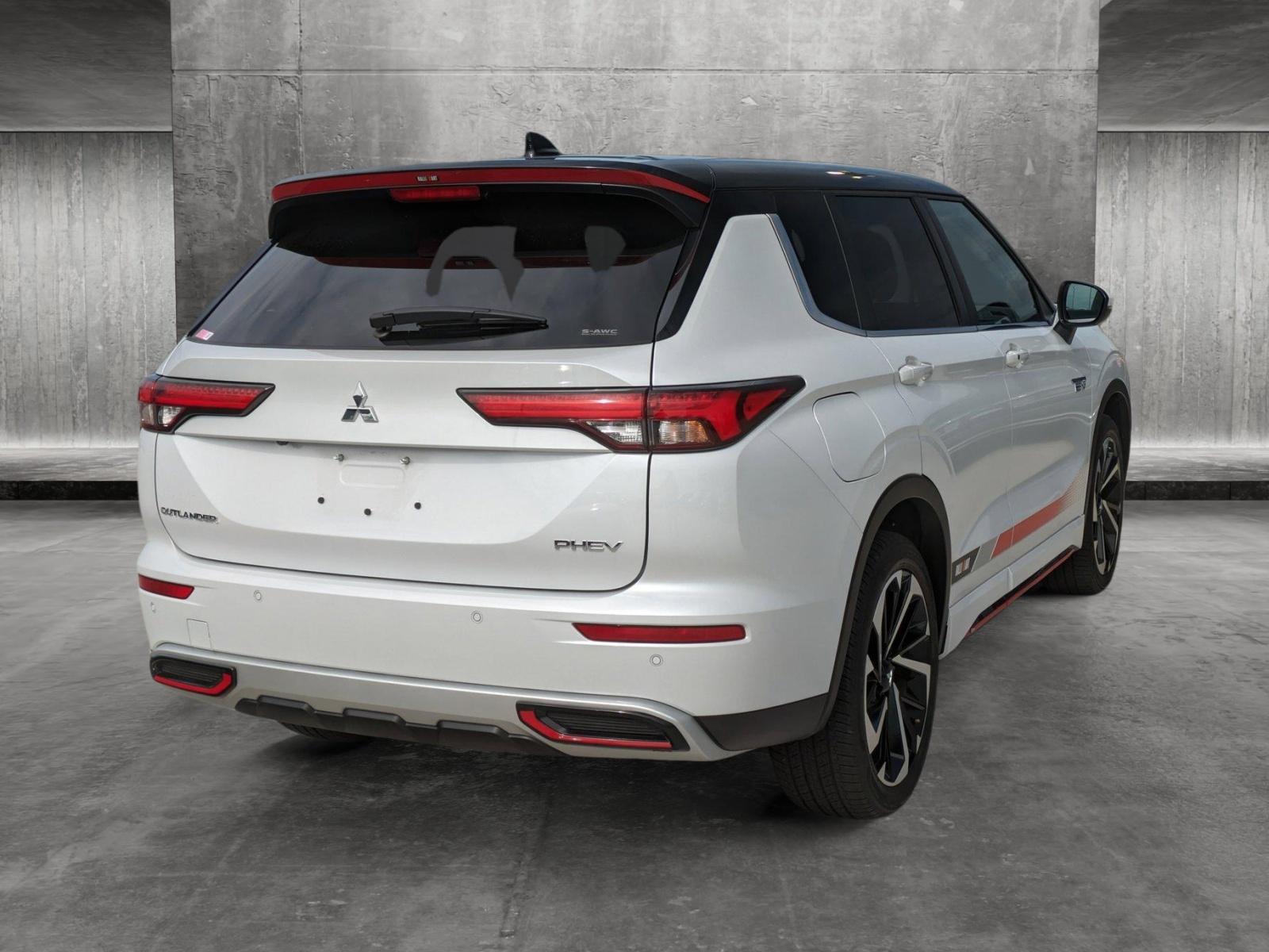 2023 Mitsubishi Outlander PHEV Vehicle Photo in Rockville, MD 20852