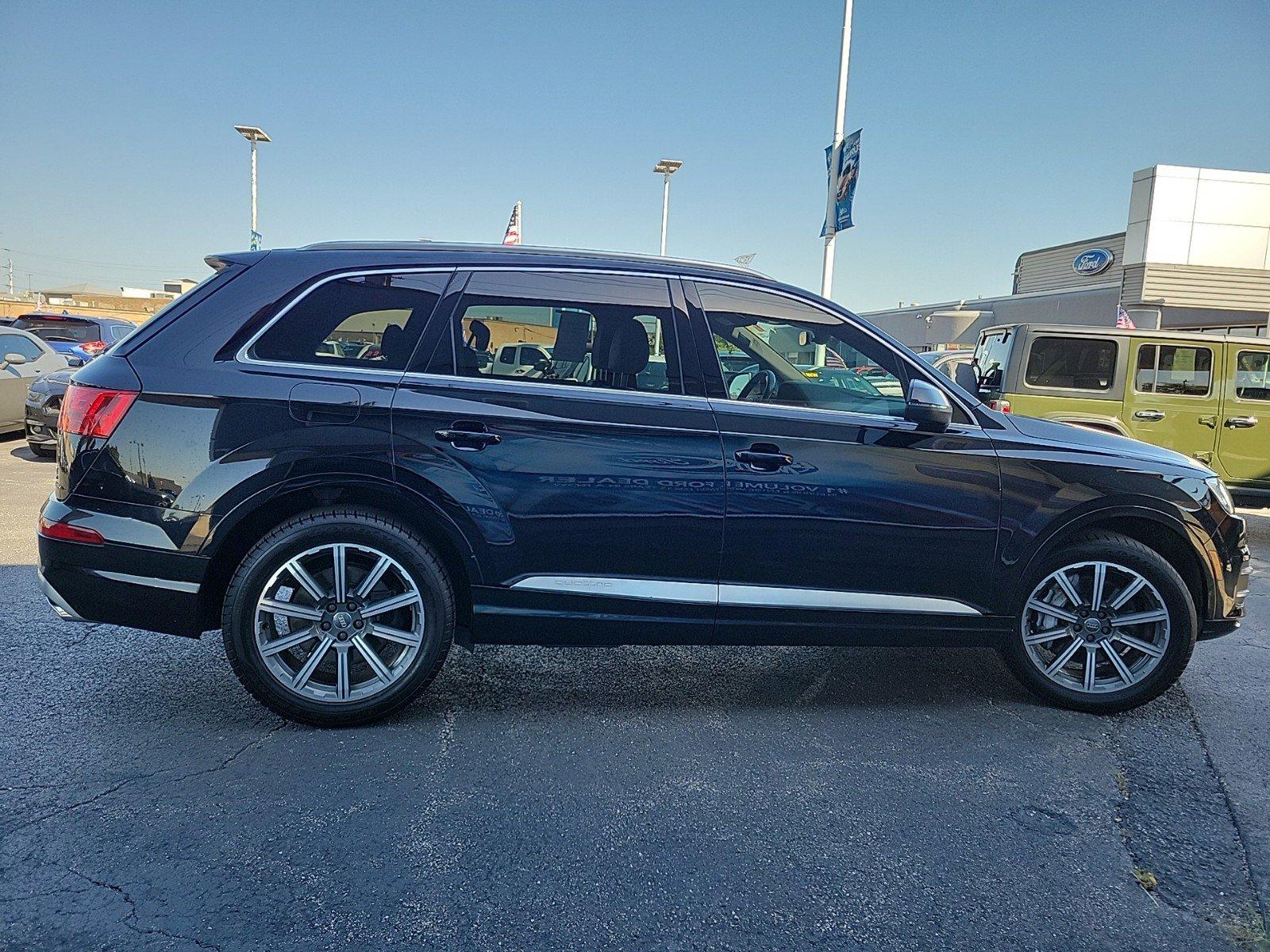 2017 Audi Q7 Vehicle Photo in Plainfield, IL 60586