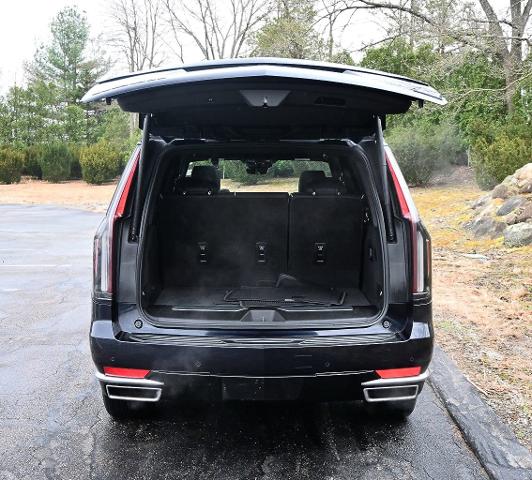 2021 Cadillac Escalade Vehicle Photo in NORWOOD, MA 02062-5222