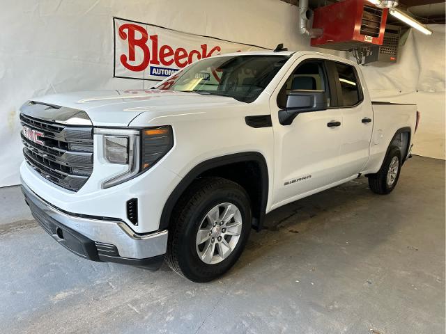 2025 GMC Sierra 1500 Vehicle Photo in RED SPRINGS, NC 28377-1640