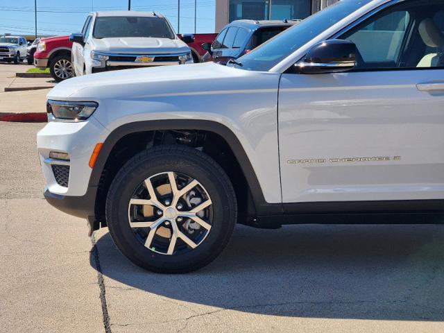 2025 Jeep Grand Cherokee Vehicle Photo in Cleburne, TX 76033