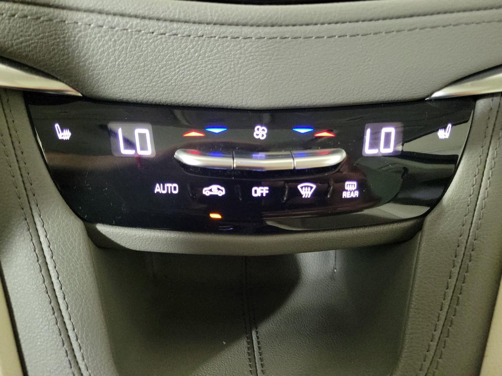 2021 Cadillac XT5 Vehicle Photo in Plainfield, IL 60586