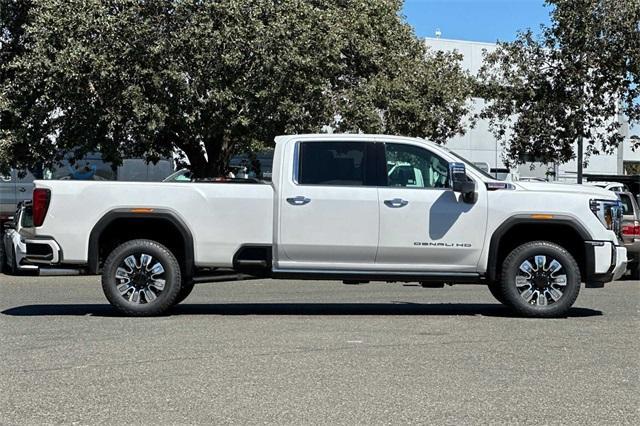 2025 GMC Sierra 3500 HD Vehicle Photo in ELK GROVE, CA 95757-8703