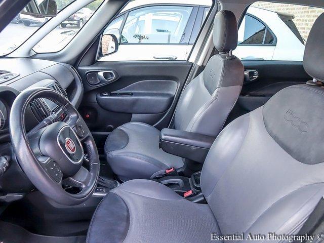 2014 FIAT 500L Vehicle Photo in Saint Charles, IL 60174