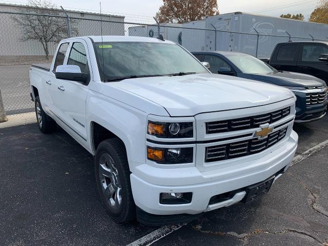 2015 Chevrolet Silverado 1500 Vehicle Photo in APPLETON, WI 54914-4656