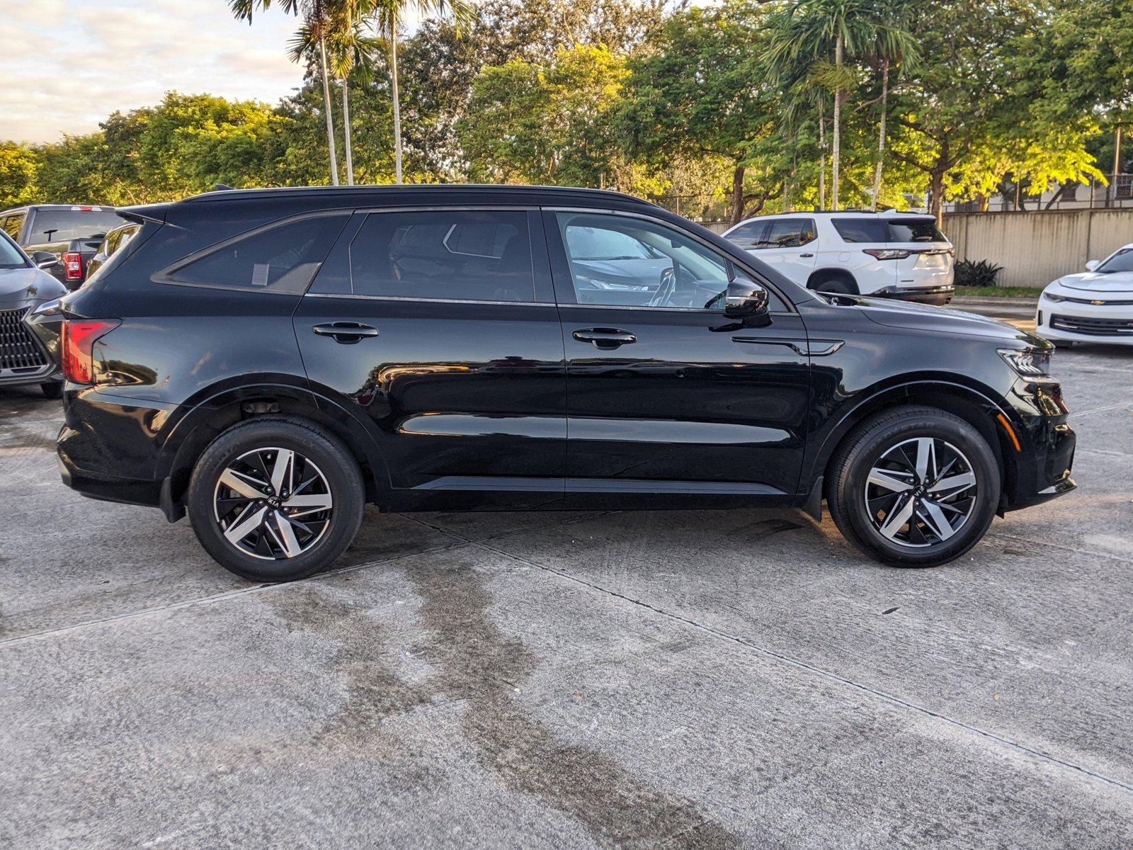 2021 Kia Sorento Vehicle Photo in PEMBROKE PINES, FL 33024-6534