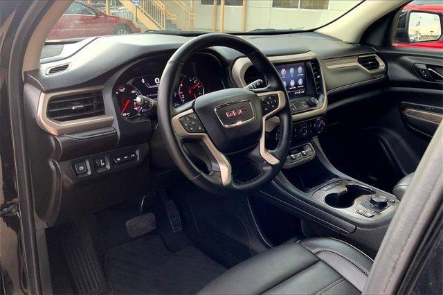 2023 GMC Acadia Vehicle Photo in TOPEKA, KS 66609-0000