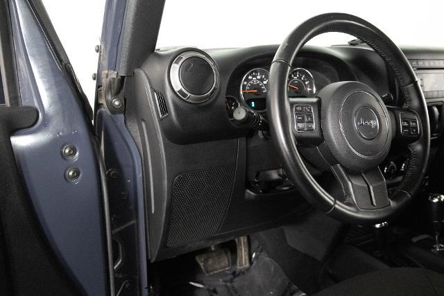 2017 Jeep Wrangler Vehicle Photo in NORTH RIVERSIDE, IL 60546-1404