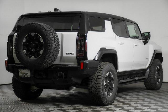 2024 GMC HUMMER EV SUV Vehicle Photo in PUYALLUP, WA 98371-4149