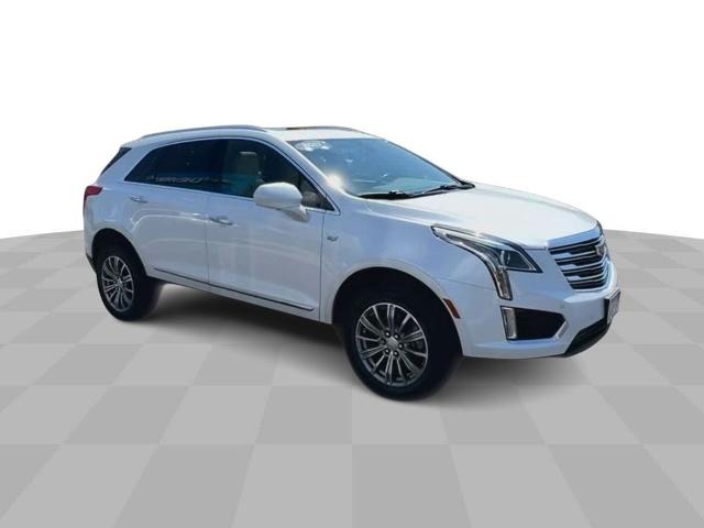 Used 2017 Cadillac XT5 Luxury with VIN 1GYKNDRS8HZ124475 for sale in Lewiston, MN