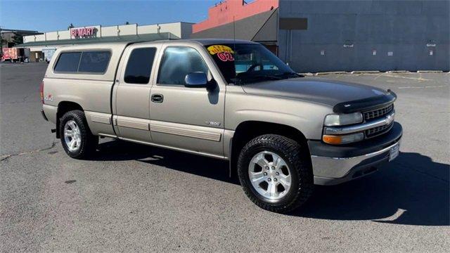 2002 Chevrolet Silverado 1500 Vehicle Photo in BEND, OR 97701-5133