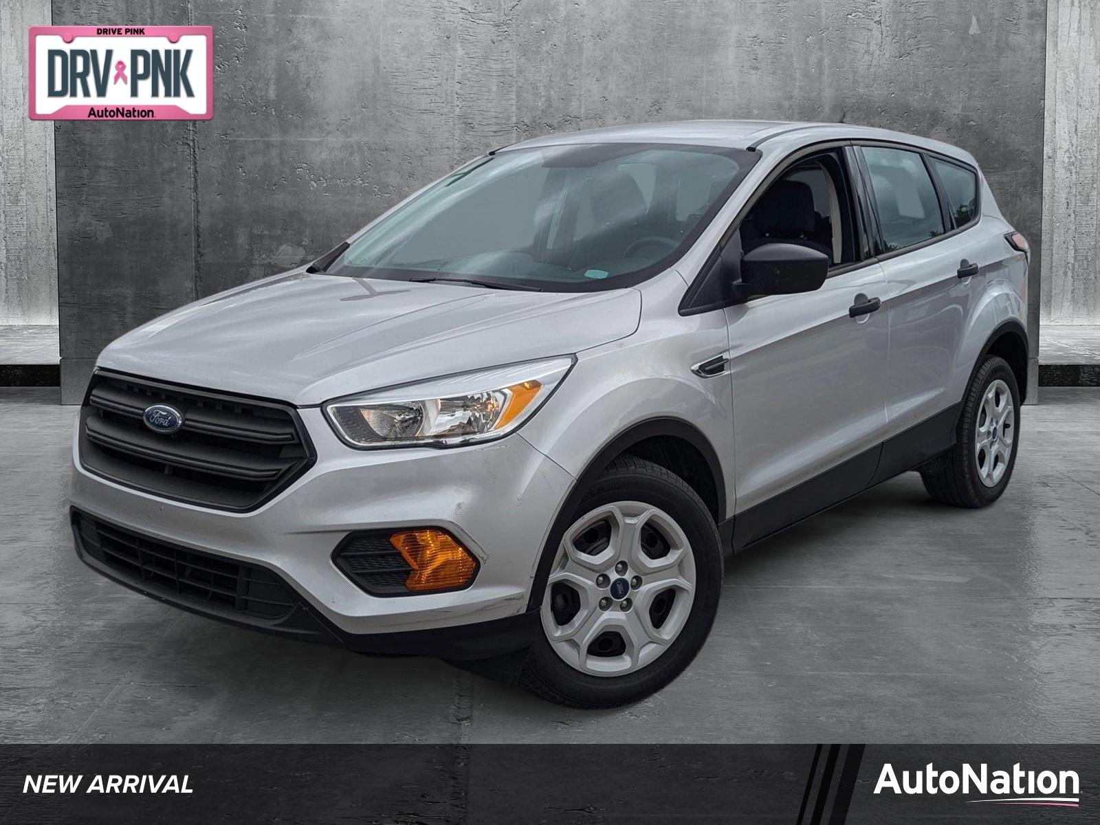 2017 Ford Escape Vehicle Photo in PEMBROKE PINES, FL 33024-6534