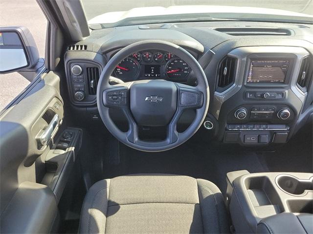 2024 Chevrolet Silverado 1500 Vehicle Photo in LEWES, DE 19958-4935