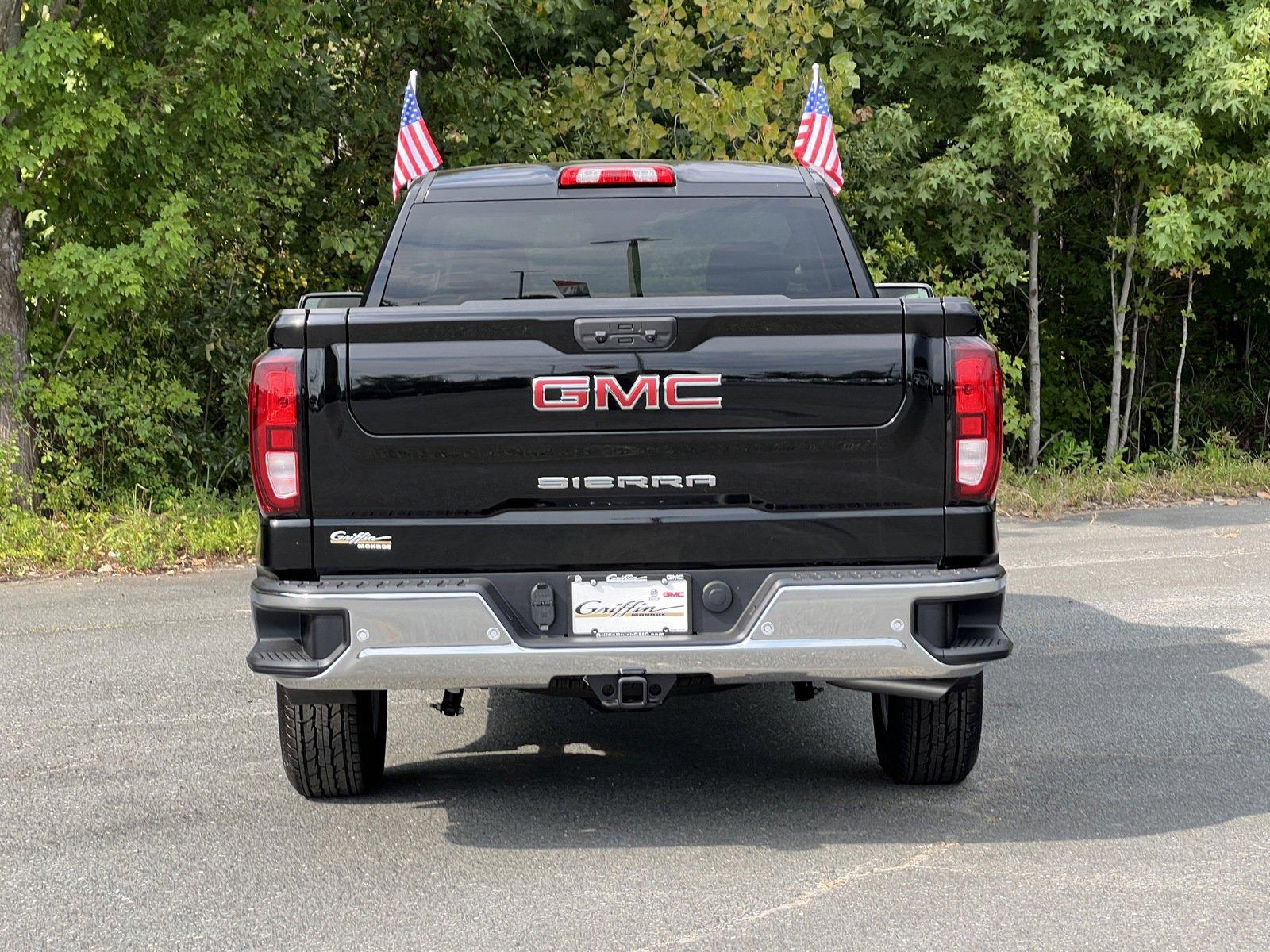 2024 GMC Sierra 1500 Vehicle Photo in MONROE, NC 28110-8431