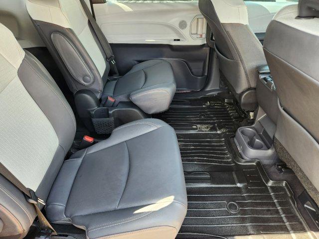 2022 Toyota Sienna Vehicle Photo in SUGAR LAND, TX 77478-0000