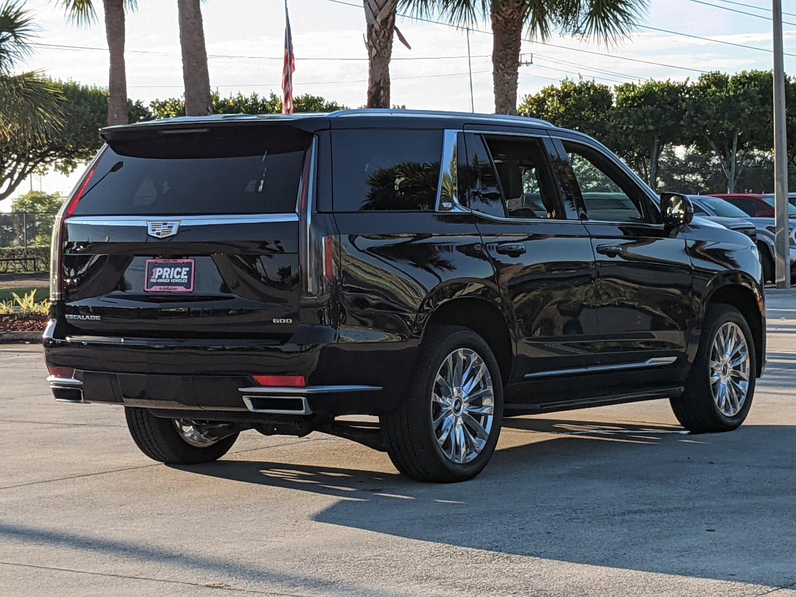 2023 Cadillac Escalade Vehicle Photo in PEMBROKE PINES, FL 33024-6534