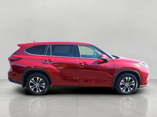 2021 Toyota Highlander Vehicle Photo in MADISON, WI 53713-3220