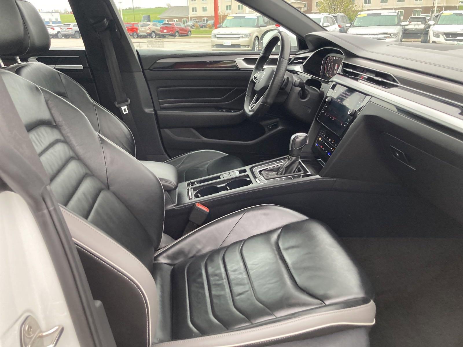 2023 Volkswagen Arteon Vehicle Photo in Marion, IA 52302